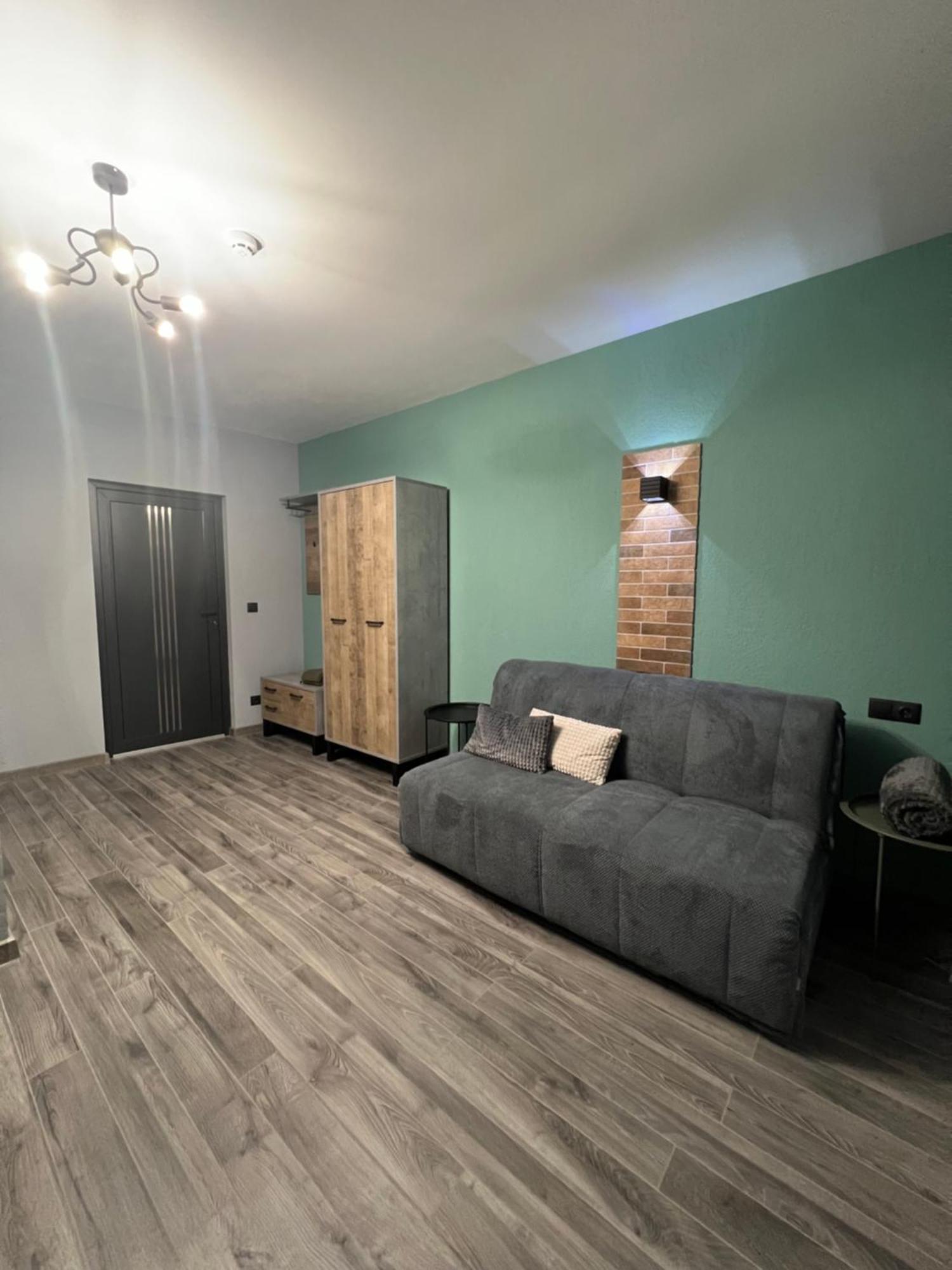 Hotel Menchul Рахів Екстер'єр фото