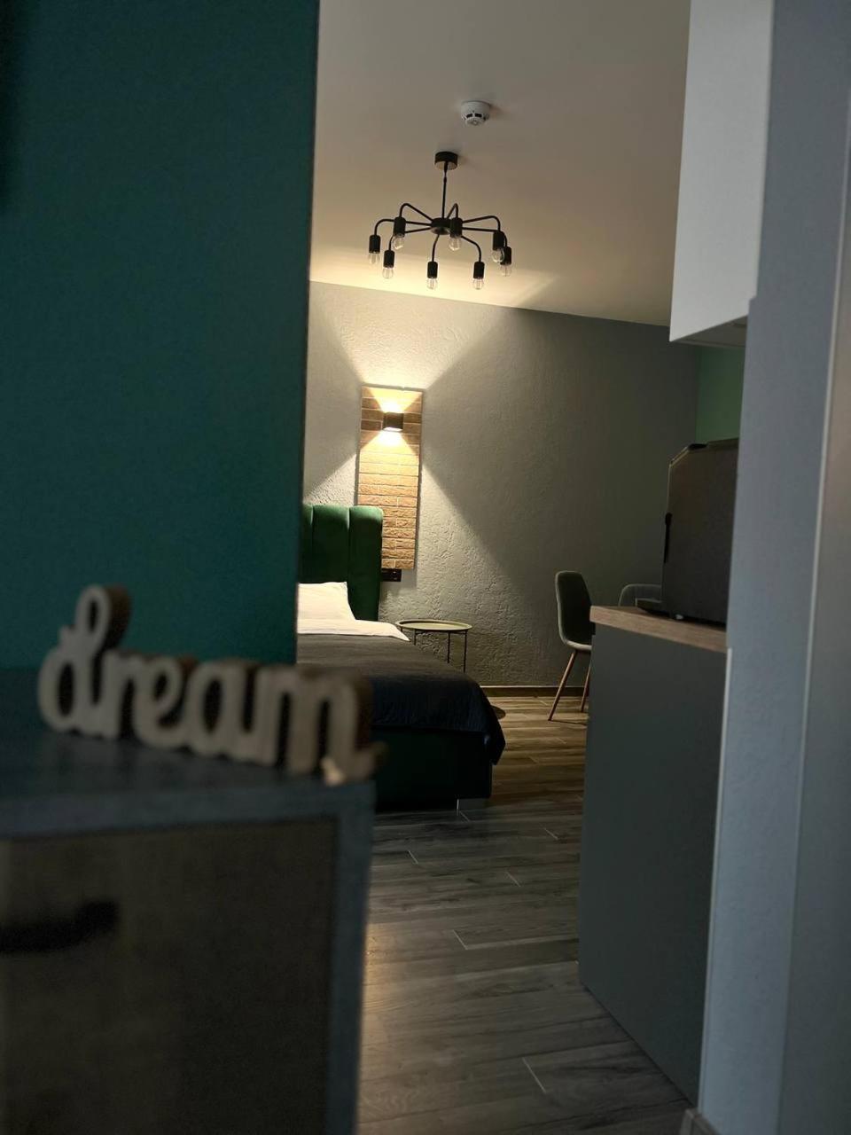 Hotel Menchul Рахів Екстер'єр фото